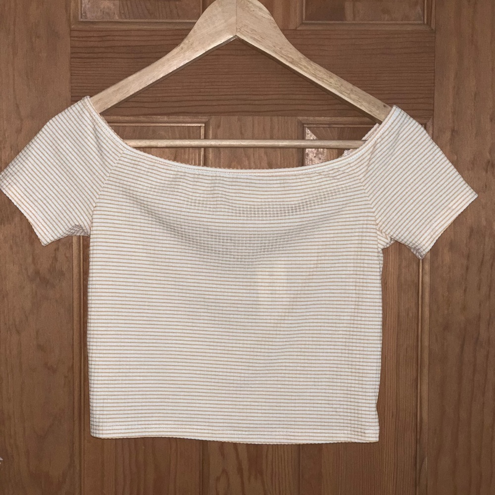 ❗️NEW❗️yellow/white striped off-the-shoulder top☀️